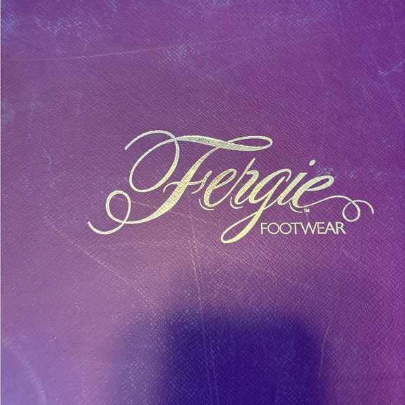 NIB Fergie heels - Picture 6 of 8